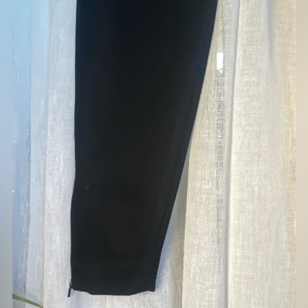 COS Women 32 Regular Black Tapered Pants Rayon Blend Flat Front Zip High Rise - Picture 7 of 11